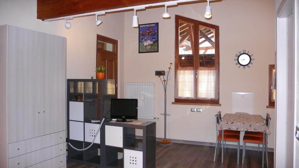 Lo Galetas - Alloggio Ad Uso Turistico-Vda-Lt-Aosta-0100 Szoba fotó